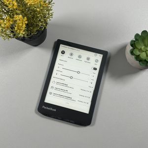 Hoe automatische slimme verlichting in of uit te schakelen op PocketBook 634 Verse Pro