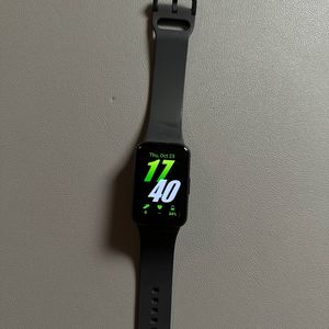 Samsung Galaxy Fit 3'te Her Zaman A&ccedil;ık Ekranı Etkinleştirme veya Devre Dışı Bırakma