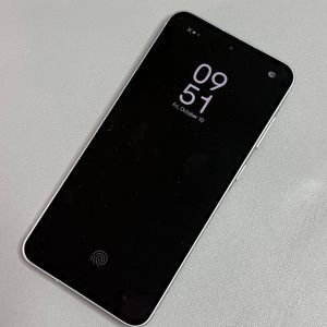 Hoe dubbel tikken in of uit te schakelen om het scherm uit te schakelen op de Samsung Galaxy A56