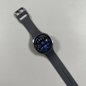 Jak zah&aacute;jit cvičen&iacute; na hodink&aacute;ch Samsung Galaxy Watch 8 LTE