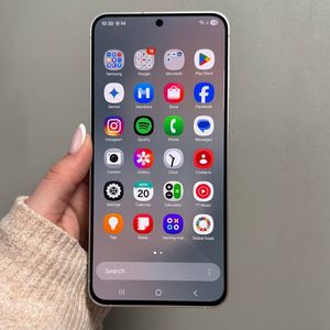 Jinsi ya Kuwezesha au Kuzima Arifa za Mweko wa Kamera kwenye Samsung Galaxy S25 FE