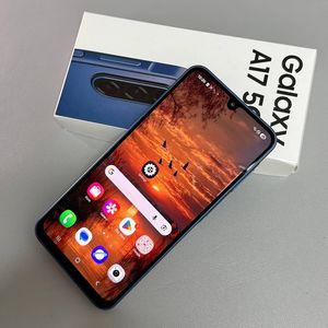 Hogyan &aacute;ll&iacute;ts be k&eacute;pernyőz&aacute;r t&iacute;pust a Samsung Galaxy A17 5G telefonon