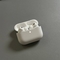 Apple AirPods Pro 3 - Πώς να παραλείψετε τραγούδια, να κάνετε παύση ή αναπαραγωγή