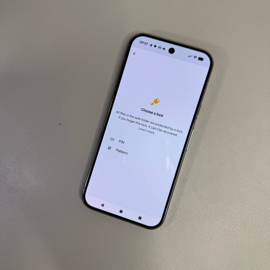 How to Hide Files (Photos and Videos) on Google Pixel 10 Pro | ManualsLib