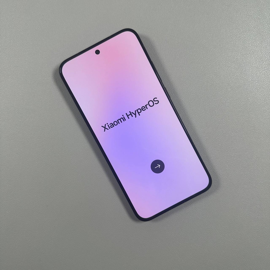 Pametni telefon POCO F7