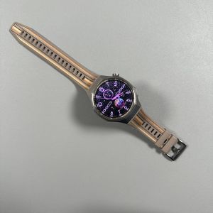Verwendung der drehbaren Krone auf der Huawei Watch GT 6 Pro