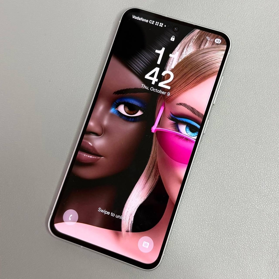 Always-On Display özellikli Samsung Galaxy A56