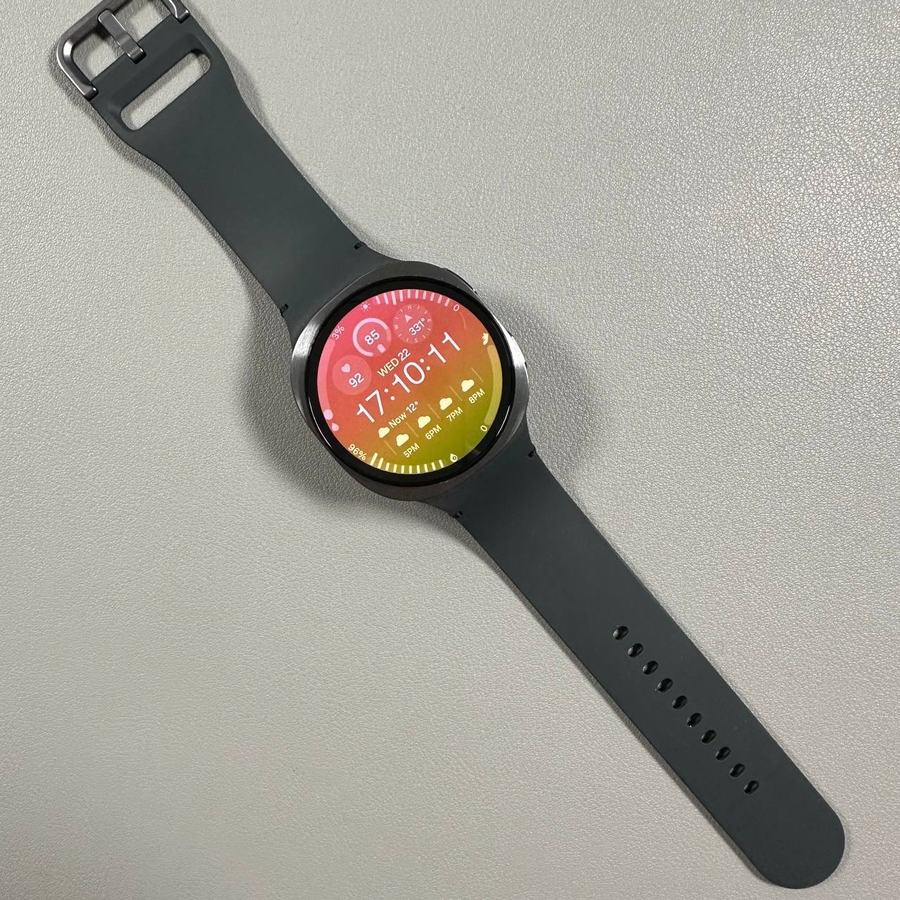 Samsung Galaxy Watch 8 LTE:n näytön asetukset