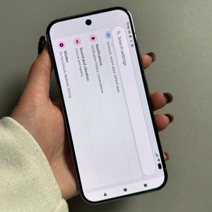 So aktivieren Sie die intelligente Rotation mit Gesichtserkennung auf dem Google Pixel 10 Pro