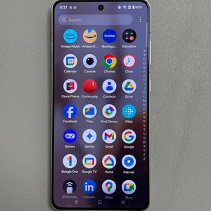 Hoe je Snelinstellingen toe staat of blokkeert op de OnePlus 13R 5G