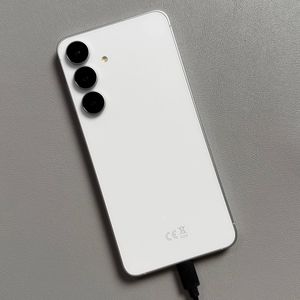 Samsung Galaxy S25 FE'de RCS Sohbetleri Nasıl Y&ouml;netilir?