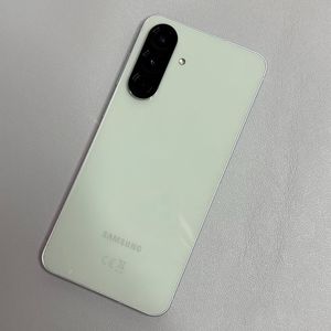 Samsung Galaxy A56: Cum să schimbi tastatura implicită